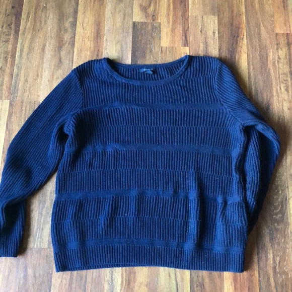 Tommy Hilfiger Sweaters - LAST WEEK AVAILABLE!! ALL OFFERS ACCEPTED!!